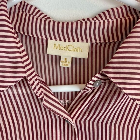 ModCloth Be Buzzworthy Striped Button-Up Top - Picture 7 of 7